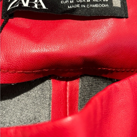ZARA Sz M Vegan Leather High Rise Zipper at Ankle Unlined Trousers Leggings NEW - Picture 11 of 15